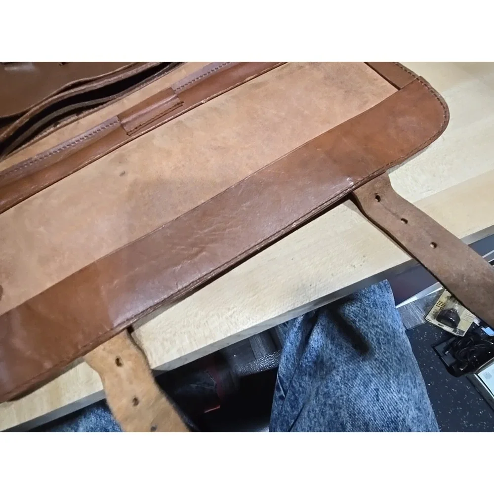 European Natural Leather Bags Messenger Business Travel (No Strap, 1 Buckle) VTG